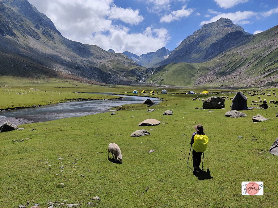 Ashtaar Valley Trek 
